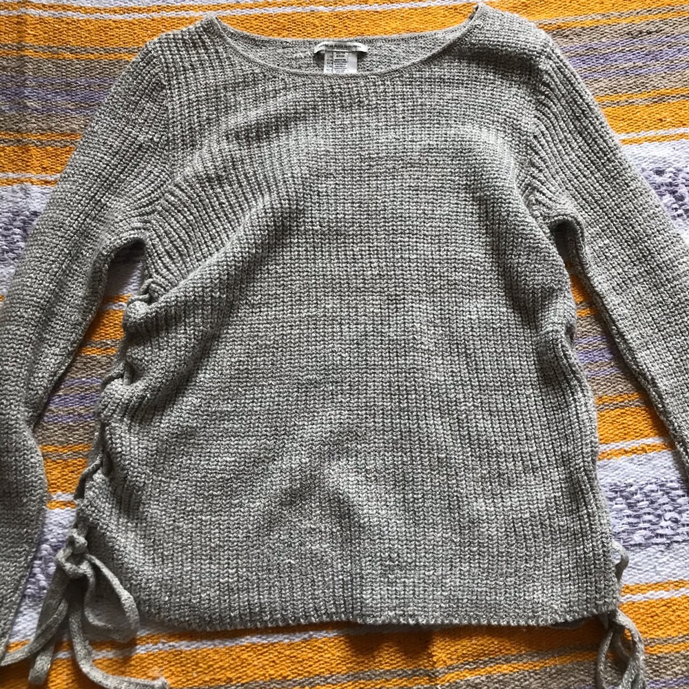 American eagle sweater